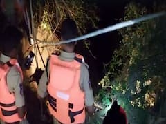 Sirisilla: కుటుంబ కలహాలతో బావిలో దూకిన మహిళ, రెండు గంటలు శ్రమించి రక్షించిన అగ్నిమాపక సిబ్బంది