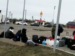 Ukraine Russia Conflicts: हंगरी बॉर्डर पर पहुंचे गोपालगंज के 18 छात्र, पीड़ितों का दर्द सुन भावुक हो उठेंगे, लगाया गंभीर आरोप