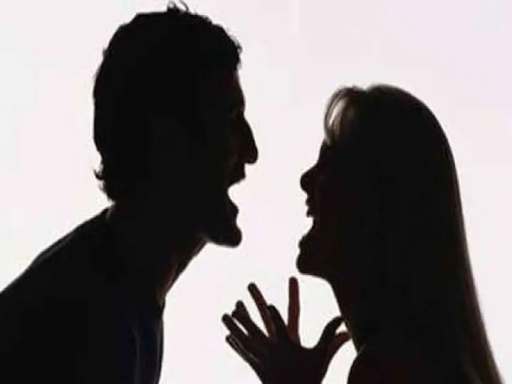 Relationship Tips Dating Tips Relationship Tips : ਭੁੱਲ ਕੇ ਵੀ ਗਲਰਫ੍ਰੈਂਡ ਤੋਂ ਨਾ ਪੁੱਛੋ ਸਵਾਲ, ਖਰਾਬ ਹੋ ਸਕਦੈ ਤੁਹਾਡਾ ਰਿਸ਼ਤਾ