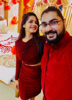 Sangit Sanchari Anniversary: সমুদ্রতটে বিবাহবার্ষিকী পালন, সঞ্চারী বললেন, 'সঙ্গীত জীবনের সালসা করার সঙ্গী'