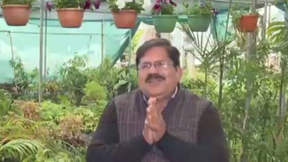 पर्यावरण संरक्षण के लिए इस शख्स ने लगा डाले लाखों पेड़, अब हर तरफ हो रही है चर्चा| Kya Baat Hai