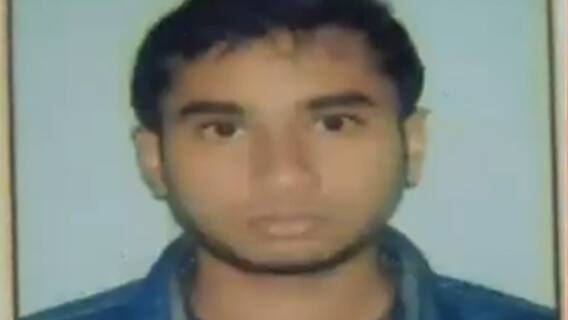 Ukraine : ইউক্রেনে আটকে জঙ্গিপুরের তোজাম্মেল হক, আতঙ্কে দিন কাটছে পরিবারের। Bangla News