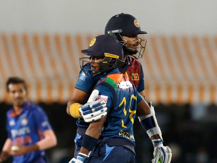 IND vs SL, 2nd T20I Pathum Nissanka (75) and Dasun Shanaka (47*) help Sri Lanka to a score of 183/5 IND vs SL : भारतीय संघाला विजयासाठी 184 धावांचे आव्हान