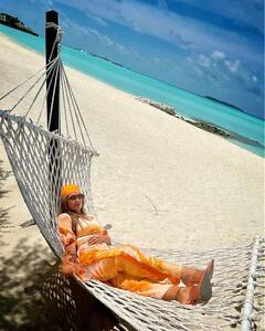 Neha Malik Photos: भोजपुरी एक्ट्रेस Neha Malik ने मचाया सोशल मीडिया पर तहलका, मालदीव में फोटोशूट की तस्वीरें हुई वायरल