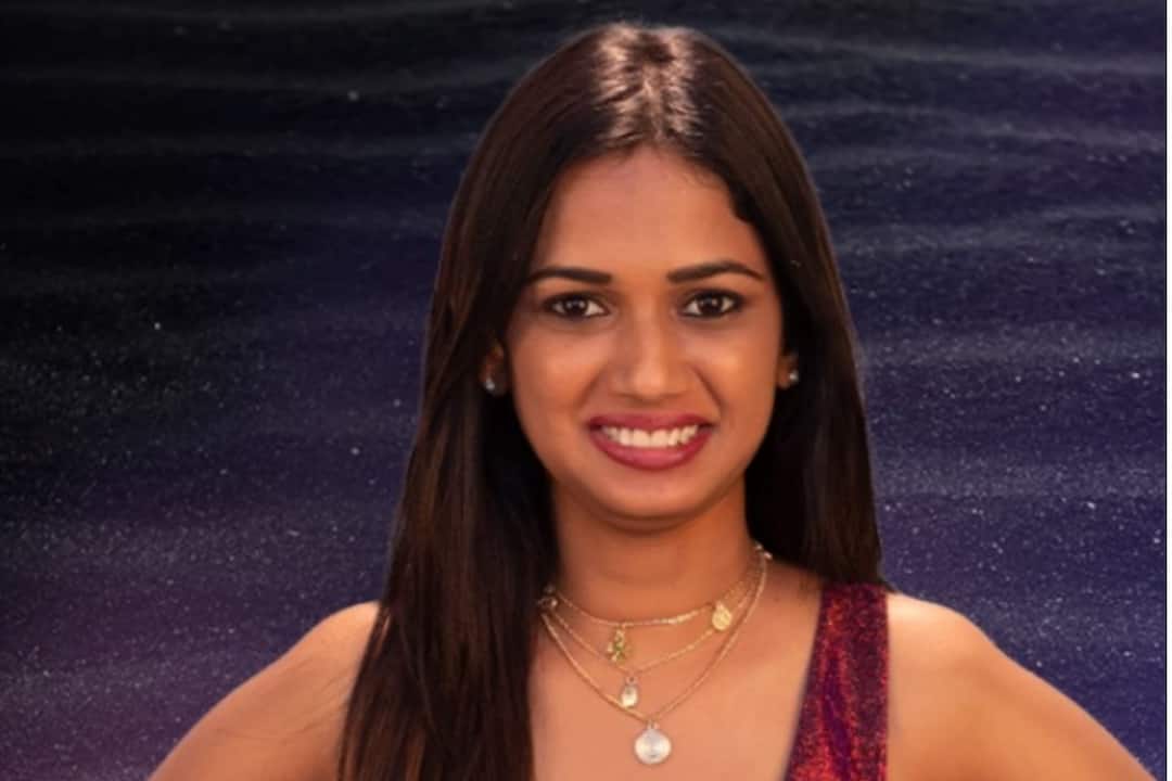 Bigg Boss Telugu OTT Participants: అరియానా సీక్రెట్ బాయ్ ఫ్రెండ్ - ఇరికించేసిన నాగార్జున Bigg Boss OTT Telugu Contestants Ariyana Glory Nataraj Master grand entry Bigg Boss Telugu OTT Participants: అరియానా సీక్రెట్ బాయ్ ఫ్రెండ్ - ఇరికించేసిన నాగార్జున