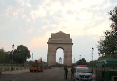 Delhi Weather Update: Delhi और आसपास के इलाकों में बारिश के बाद ठंड बढ़ने का अनुमान