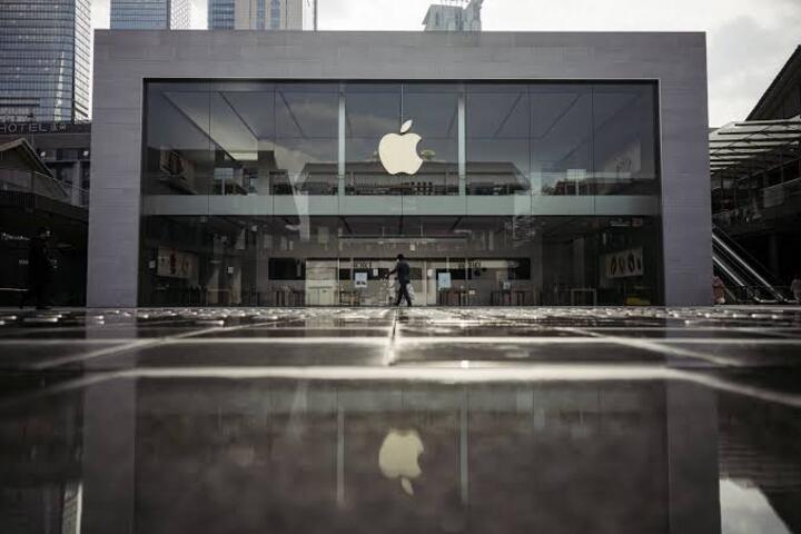 Apple : ஐபோன் 'பேஸ் ஐடி' பிரச்சனை: டிவைஸ் மாத்தமுடியாது.. ஆனா.. அதிர்ச்சி கொடுத்த Apple நிறுவனம்