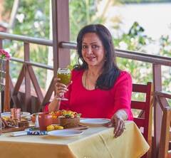 ਦੇਸ਼ ਦੀ ਸਭ ਤੋਂ ਅਮੀਰ ਸਾਂਸਦ ਹੈ ਹੇਮਾ-ਮਾਲਿਨੀ, ਜਾਣੋ ਕਿਵੇਂ ਦੀ ਹੈ ਭਾਜਪਾ ਦਿੱਗਜ ਦਾ ਲਾਈਫਸਟਾਈਲ