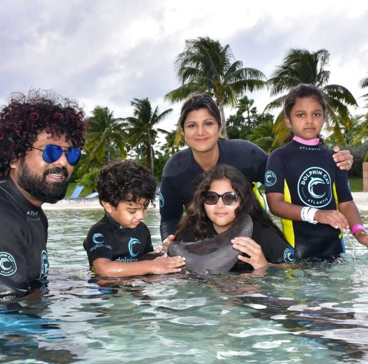 ஜாலி டைப்பு பாட்டு கேட்டா ஆடுகின்ற வயசு