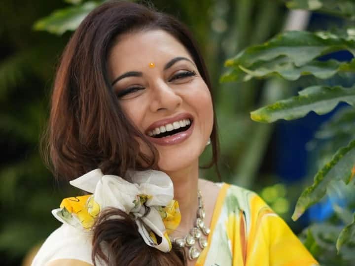 bhagyashree reveals While going to college the entire traffic used to stop for her because of himalay dassani smart jodi