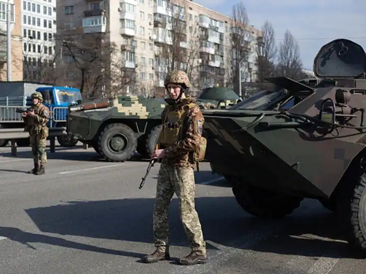 Russia Ukraine War: ਸੱਜੇ ਜਾਂ ਖੱਬੇ- ਰੂਸੀ ਫੌਜ ਹੋ ਜਾਵੇ ਕਨਫਿਊਜ਼, ਯੂਕਰੇਨ ਨੇ ਹਟਾਏ ਸਾਈਨ ਬੋਰਡ