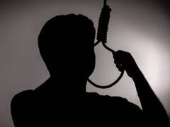 Gujarat News: गुजरात में अवैध 'लायन शो' मामले के आरोपी ने फांसी लगाकर की खुदकुशी