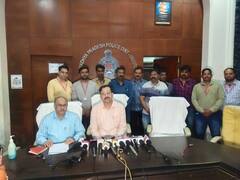 Indore News: नकली ऋण पुस्तिका से जमानत देने वाले गिरोह का हुआ भंडाफोड़, जेल में बंद सरगना चलाता था गैंग, जानें- पूरा मामला