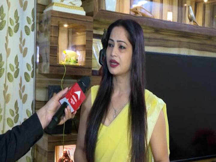 रीना द्विवेदी यांनी म्हटलं की, मी तर सामान्य काम करत होते माझं कर्तव्य करत होते. लोकांनी एवढी पसंती दिली हे पाहून मी स्वतः हैराण आहे. 