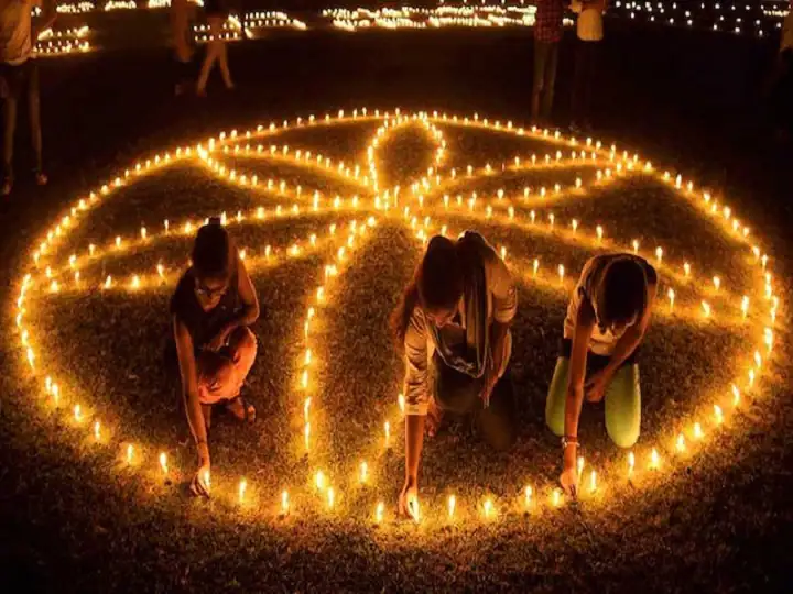 Maha Shivratri 2022: Ujjain To Light Up 21 Lakh Diyas, Guinness World Record Team Reaches City