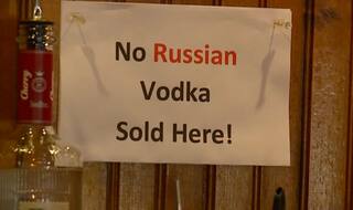 Russia Ukraine War: Americaના Barમાં રશિયા-યુક્રેન યુદ્ધનો અનોખો વિરોધ, રશિયાની વોડકાનો બોયકોટ, યુક્રેનની બ્રાંડ કરવામાં આવી રહી છે પ્રમોટ