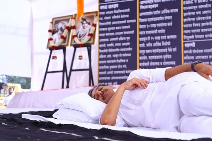 मराठा समाजाला आरक्षण मिळावं, यासह समाजाच्या विविध मागण्यांसाठी खासदार संभाजीराजे छत्रपती (Sambhijiraje Chhtrapati) हे आमरण उपोषणाला बसले आहेत.