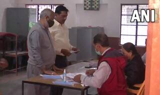 UP Election 5th Phase Voting LIVE: પાંચમા તબક્કામાં  બપોરે 1 વાગ્યા સુધીમાં કેટલું મતદાન થયું ?
