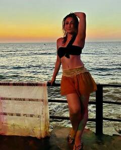 देखने से नहीं लगतीं लेकिन हैं 40 के करीब, जानिए इन फेमस टीवी एक्ट्रेसेस की असल उम्र