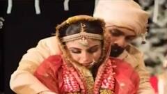 Newly wed Mouni Roy & Suraj Nambiar organizes Reception party in Bengaluru | Hot News (27 Feb 2022)