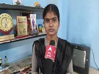 Special medical care should be made available Students request Neet exam | சிறப்பு மருத்துவ வாய்ப்பு கிடைக்க வழிவகை செய்ய வேண்டும் - சிவகங்கை மாணவியின் கோரிக்கை என்ன?