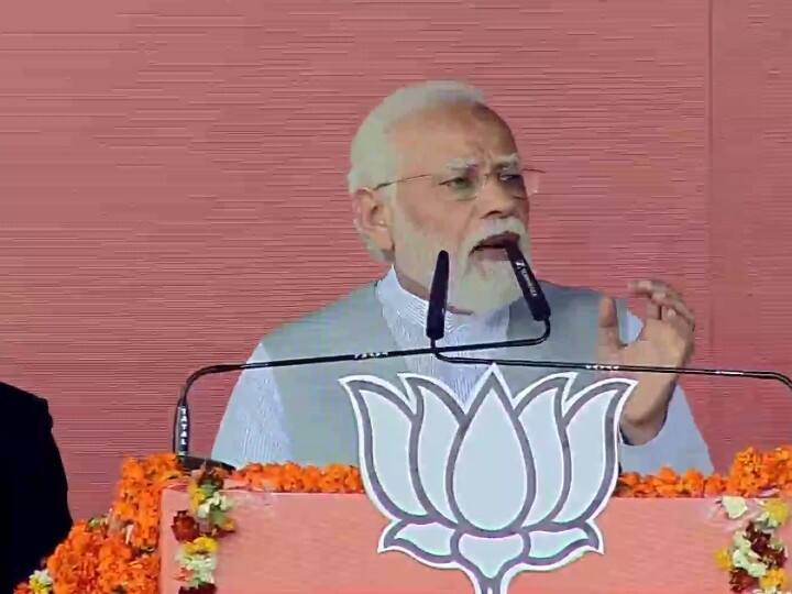 UP Election 2022: UP Election Fight Between Dynasts & Diehard Nationalists, Says PM Modi In Deoria UP Election 2022: UP Election Fight Between Dynasts & Diehard Nationalists, Says PM Modi In Deoria