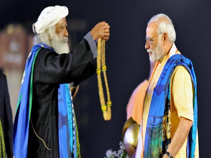 PM Modi extends Mahashivratri greetings to Sadhguru, prays for blessings upon mankind “மனம், உடலை ஒருங்கிணைக்க சத்குரு வழிகாட்டுகிறார்” - மஹாசிவராத்திரிக்கு வாழ்த்து தெரிவித்த பிரதமர் மோடி