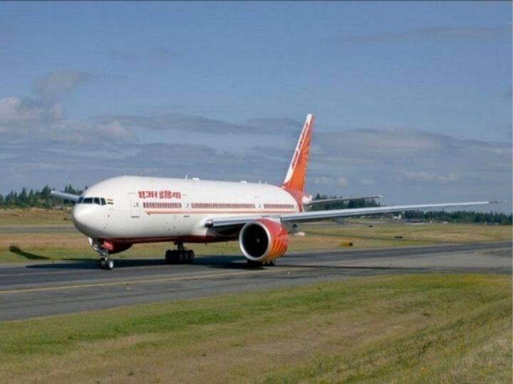 Second flight carrying 250 students to land in Delhi tomorrow under  Operation Ganga Russia Ukraine War : रविवारी दुसरं विमान येणार मायदेशात, रोमानियावरून 250 विद्यार्थी भारताकडे रवाना   