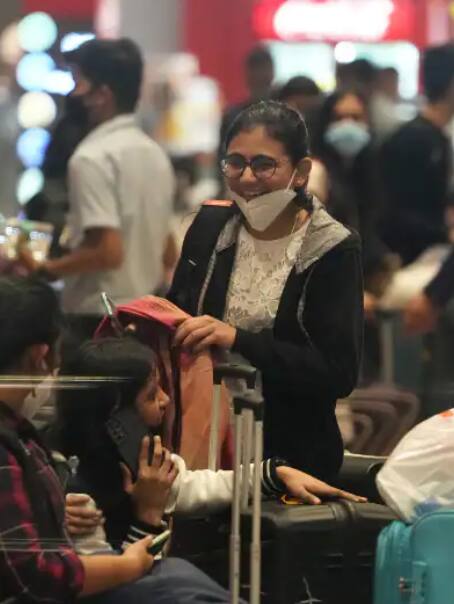 Ukraine-Russia War: वतन वापसी की तस्वीरें