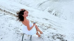 দেশ বাঁচাতে কি সত্যিই হাতে অস্ত্র তুলে নিয়েছেন ইউক্রেন সুন্দরী ! ভুল খবর, সত্যি কী ?