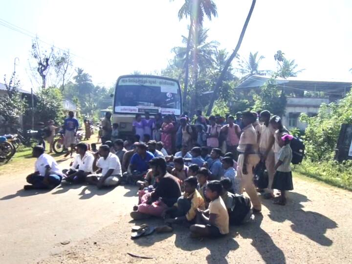 மயிலாடுதுறையில் அரசு பேருந்தை சிறைப்பிடித்த மாணவர்களால் பரபரப்பு