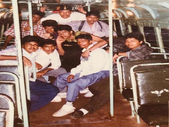 Throwback: When Karthi shared a nostalgic picture from his college days ”கைகொடுப்போம்  நாங்களெல்லாம் நல்லவன்தான்”  - பல்லவன் பஸ்ஸில் கல்லூரி கால நண்பர்களுடன் கார்த்தி!