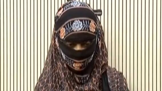 રાજકોટઃ પતિ-પત્નીએ મળીને કરેલા હનીટ્રેપનો ક્રાઈમ બ્રાન્ચે કર્યો પર્દાફાશ, જુઓ ગુજરાતી ન્યૂઝ