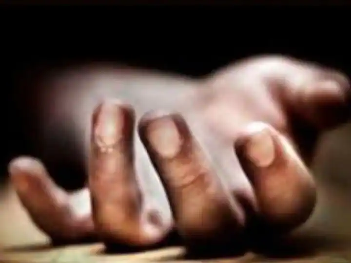 Gwalior News: प्रेमिका को लगा मजाक, ग्वालियर में होटल रूम में प्रेमी ने उसके सामने लगा ली फांसी