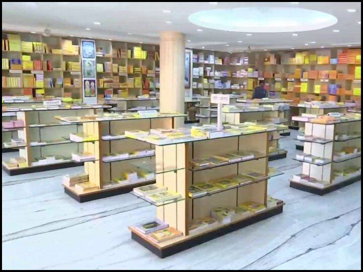 UP: धार्मिक पुस्तकों की 71 करोड़ से ज्यादा कॉपी प्रकाशित कर चुका है गीता प्रेस, अंग्रेज के जमाने में हुई थी शुरुआत