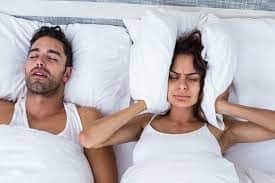 IF YOU WANT TO GET RID OF SNORING CHANGE THESE 5 LIFESTYLE RELATED HABITS Snoring:ઊંઘમાં નસકોરા બોલવાની સમસ્યાથી પરેશાન છો, આ 5 ચીજ કરી શકે છે આપની મદદ