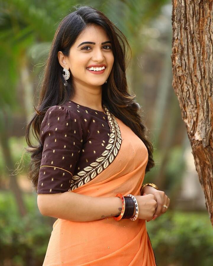 స్రవంతి చొక్కారపు ఫోటోలు  -Image credit: Sravanthi Prashanth/Instagram