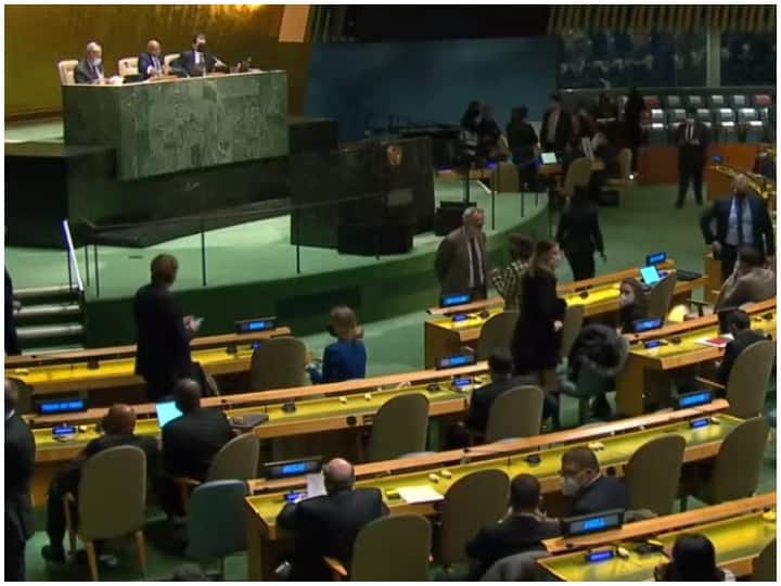 UNGA Meeting: यूक्रेन पर रूस के हमले को लेकर संयुक्त राष्ट्र महासभा का विशेष सत्र शुरू, यूएन चीफ ने कहा - अब बहुत हो गया