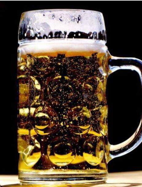 ऐन मोसमात बीअर कंपन्यांसमोरील अडचणीत वाढ