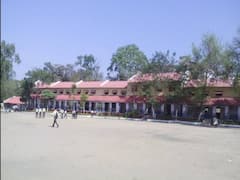 Jabalpur News: स्कूल निरीक्षण के दौरान अनुपस्थित मिले 161 शिक्षक, अब जिला कलेक्टर ने की यह बड़ी कार्रवाई