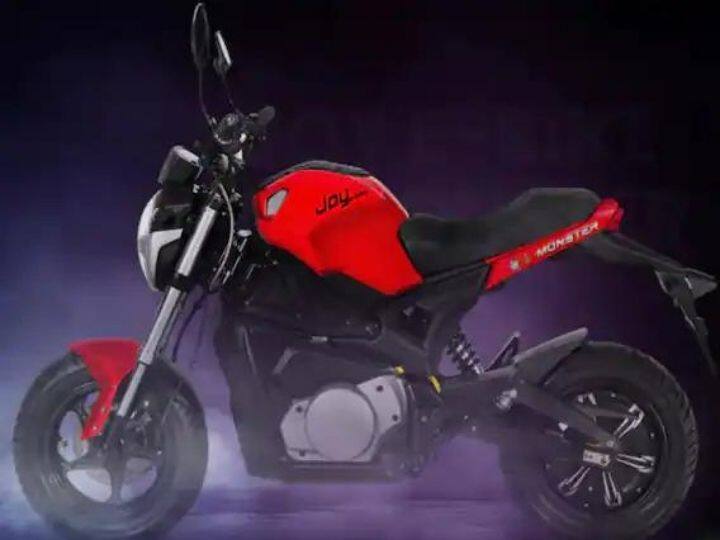 ही बाईक Joy e-bike Monster. कंपनीचा दावा आहे की, या इलेक्ट्रिक बाईकचा 1 किलोमीटर धावण्याचा खर्च फक्त 23 पैसे आहे. ही बाईक एकदा संपूर्ण चार्ज झाल्यास 95KM ची रेंज देते.