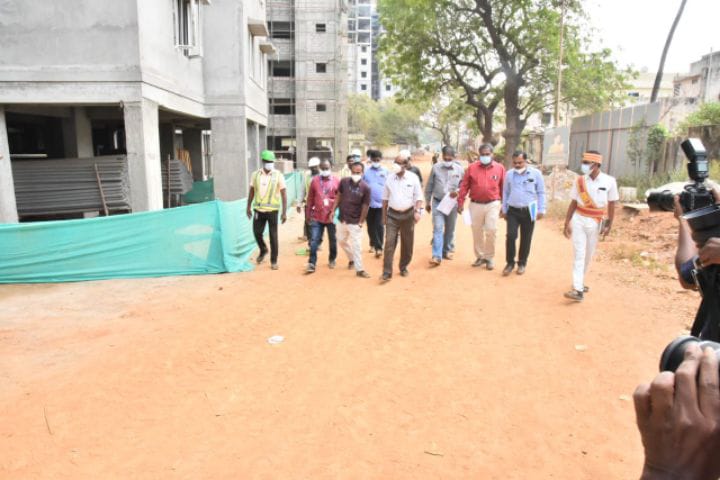 திருச்சியில் கட்டப்பட்ட வீட்டுவசதி வாரிய குடியிருப்புகள் டிசம்பரில் பயனாளிகளுக்கு ஒதுக்கீடு - ஆட்சியர் சிவராசு