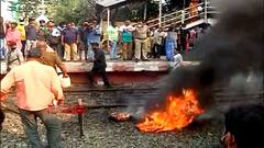 BJP Bandh: রেল অবরোধ ঘিরে তুমুল অশান্তি শ্যামনগরে, সমস্যার সম্মুখীন যাত্রীরা | Bangla News