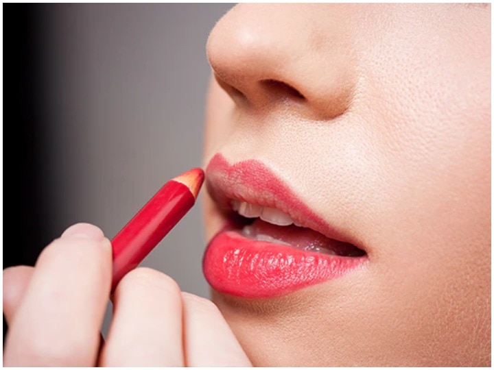 Makeup Tips Lip Liner Can Also Be Used In These Different Ways, How To Use Lip  Liner | लिप लाइनर को इन अलग तरीकों से भी कर सकते हैं इस्तेमाल, अपनाएं ये