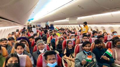 India Health Ministry Revises International Travel Advisory for Indians being evacuated from Ukraine India Travel Advisory:  યુક્રેનથી ભારત આવતાં મુસાફરો માટે આરોગ્ય મંત્રાલયે બહાર પાડી એડવાઇઝરી