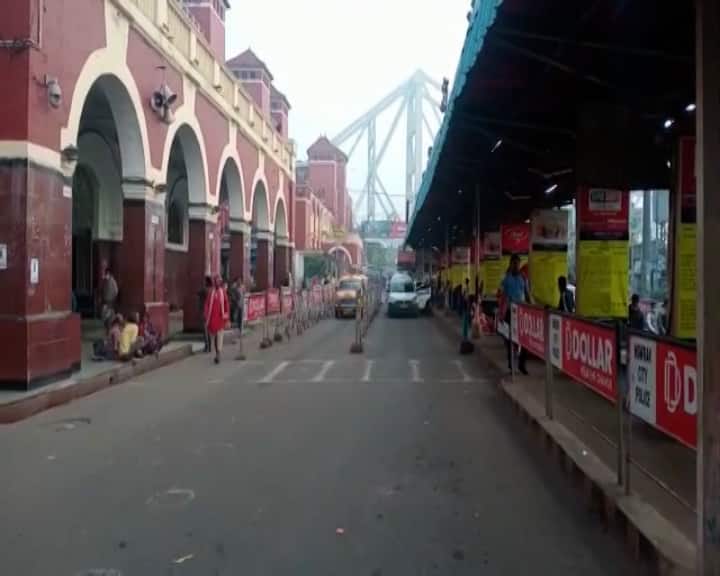বিজেপির ডাকা বনধের প্রভাব পড়ল না হাওড়া স্টেশন চত্বরে। সকাল ৭টা নাগাদ দেখা যায়, অন্যান্য দিনের মতোই যাত্রীদের ভিড়। সরকারি ও বেসরকারি বাস চলাচলও স্বাভাবিক।  হাওড়া ব্রিজ ও ময়দান এলাকায় প্রচুর পুলিশ মোতায়েন রয়েছে।