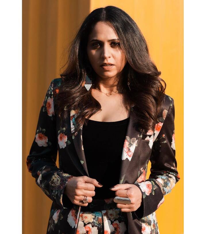 आरती अंकलीकर-टिकेकर आणि उदय टिकेकर यांची कन्या स्वानंदी. (Photo:@swananditikekar/IG)