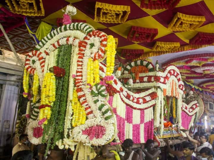 Watch Video: அஸ்ரத்சயது ஹமீது அவுலியா தர்கா சார்பில் காஞ்சி காமாட்சி அம்மனுக்கு வரவேற்பு! வைரலாகும் வீடியோ