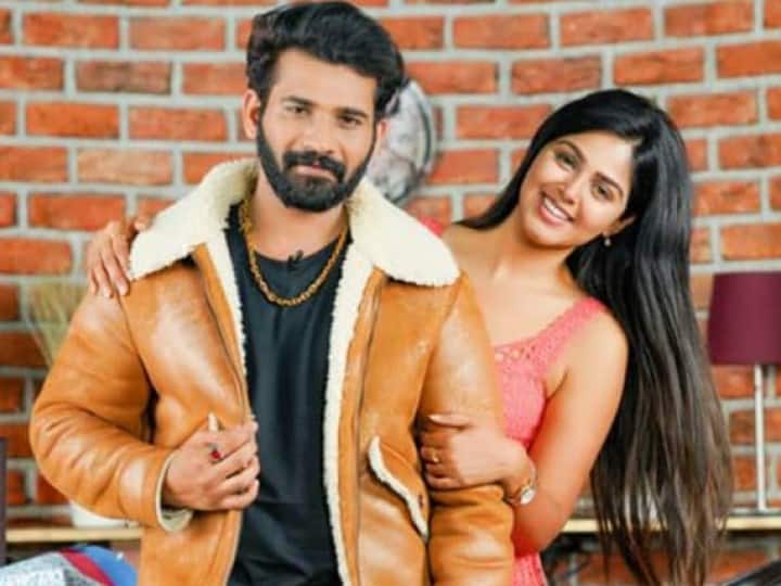 Is Akhil Sarthak missing Monal Gajjar in Bigg Boss Non Stop? Here is his opinion Akhil Sarthak: మోనల్ కోసం అఖిల్ ఎదురుచూపు, ‘బిగ్ బాస్‌’కు ఇలా రిక్వెస్ట్ చేశాడు