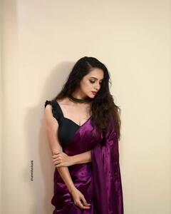 PHOTO: कधी वेस्टर्न तर कधी मॉडर्न श्रुतीच्या लूकची सोशल मीडियावर हवा!